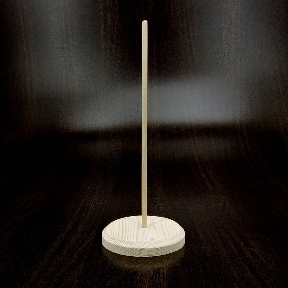 Подставка для кукол 