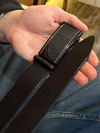 Мужской кожаный ремень с пряжкой автомат 8490 Киев