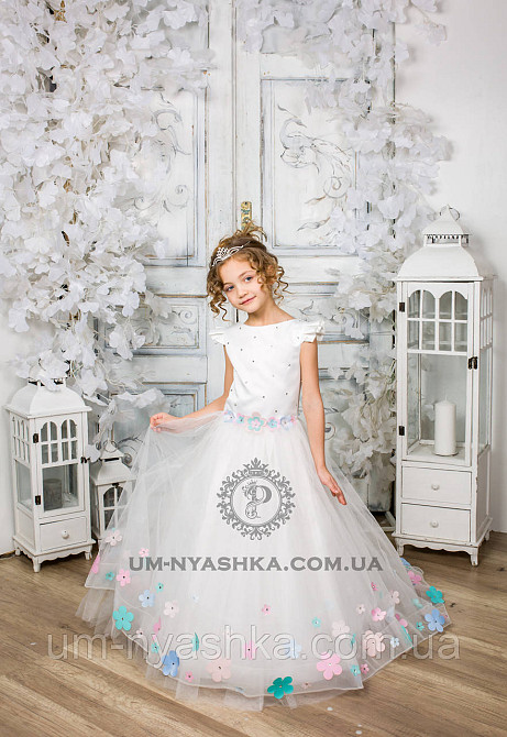 Длинное платье со шлейфом Элизабет на 6-8 лет Кривой Рог - изображение 2
