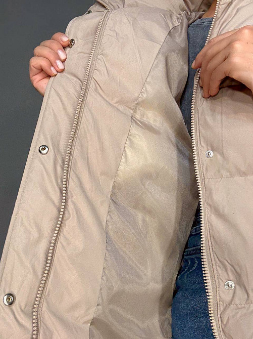 Куртка жіноча Lady Yep 10008 довга оверсайз пуффер з капюшоном бежева, бежевий, 42 Київ - фото 9