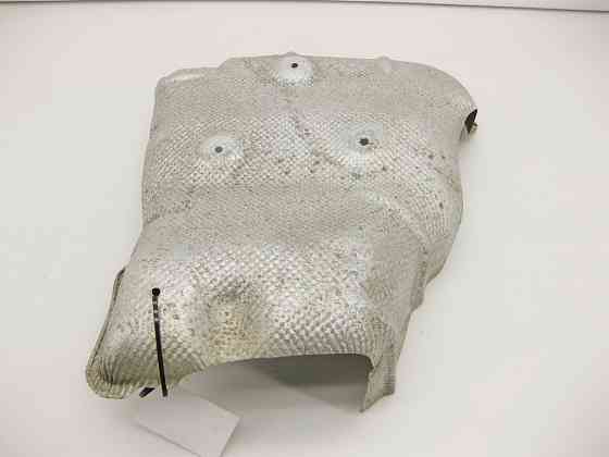 Mercedes-Benz  A1646820671 Захисний екран над задньою частиною правого глушника ML W164 GL X164 Одеса