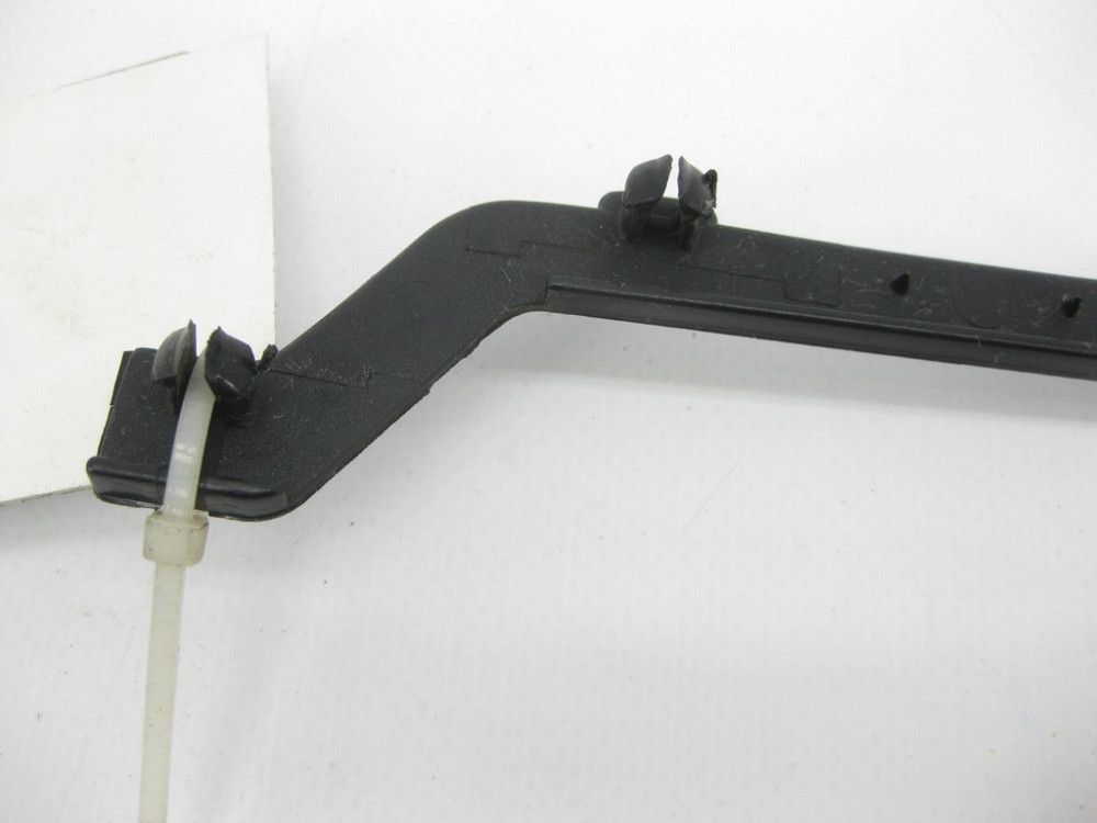 Mercedes-Benz  A2107370235 Пластикова планка кріплення ущільнювача на задніх правих дверях E-Class W210 Одесса - изображение 8