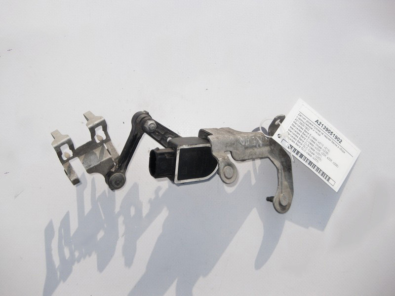 Mercedes-Benz  A2139051902 Датчик рівня кузова на задній балці у зборі E-Class W213 C238 C-Class W205 CLS C257 GLC X253 Одесса - изображение 1