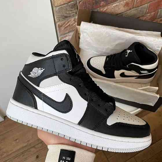 Кроссовки Nike AIR Jordan Белые Мужские Черные Джорданы Высокие Найк (размеры: 41,42,43,44,45) Днепр