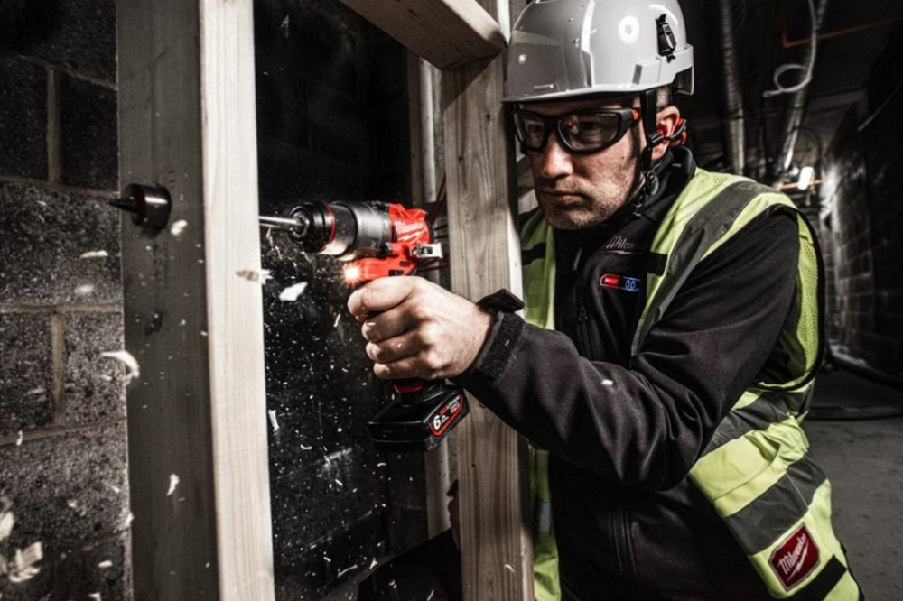 Дриль-шуруповерт акумуляторний безщітковий ударний MILWAUKEE M12 FPD2-202X (37Нм) (ЗУ+2Х2Ач+HDкейс) Одеса - фото 4
