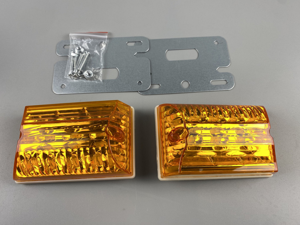 Ліхтар габаритний світлодіодний LED з кріпленням бічний, фари автомобільні габаритні 24V IP67 жовті 2шт Мукачево - фото 8