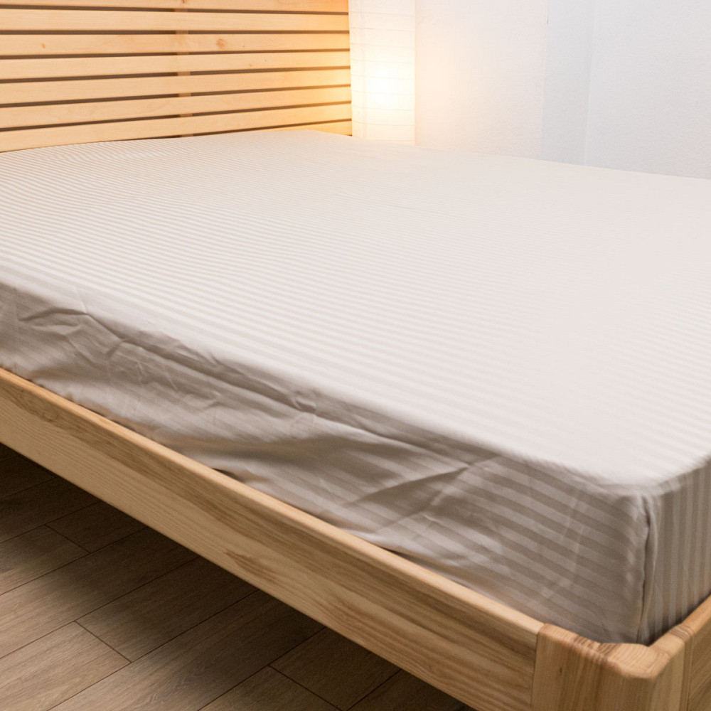 Простынь на резинке двуспальная страйп-сатин 100% хлопок 160х200х25см 125г/м2 (Перламутровый) Сумы - изображение 7