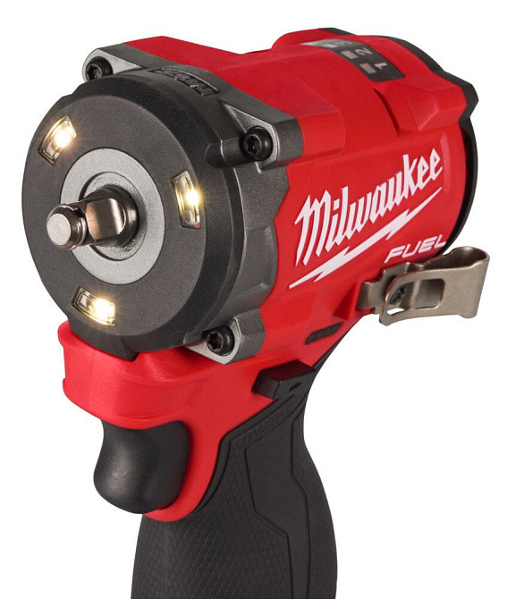 Гайковерт аккумуляторный бесщеточный 3/8'' MILWAUKEE, M12 FCIWF38G3-502X, 745Нм, с кольцом (зарядное устройство С12 С, 2 аккумулятор Одесса - изображение 4