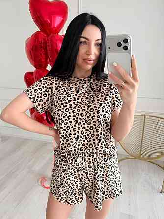 Женская стильная домашняя пижама с велюром Бежевый Одесса