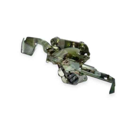 Замок передніх дверей автомобіль Мерседес Бенз 609-814D прав. R Мукачево