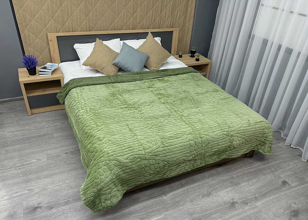 Плед 200х230 см (+-10см) на овчине 