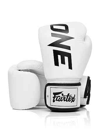 Боксерські рукавиці Fairtex BGV1-ONE (натуральна шкіра) White 10 унцій (бинти в комплекті) Каменское