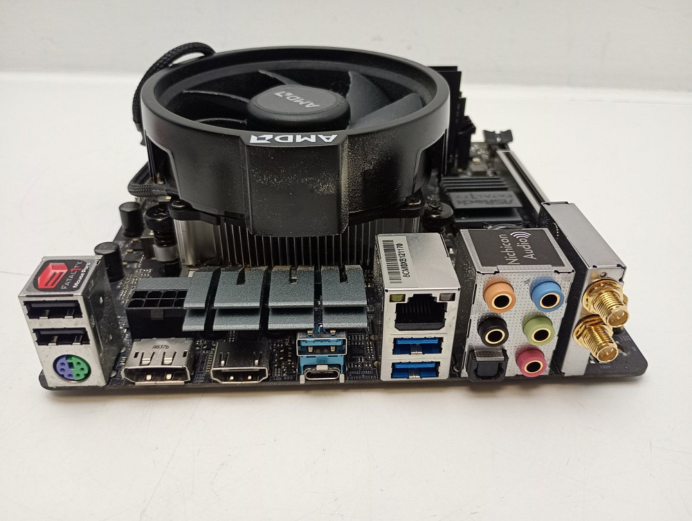 Комплект: материнська плата ASRock B450 Gaming-ITX/ac + Amd Ryzen 5 2600 + 8+8 Gb DDR4 G.Skill Trident Z (товар вживаний) Луцк - изображение 4