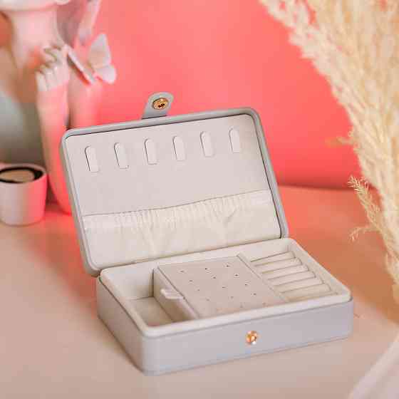 Шкатулка для прикрас з еко-шкіри 16×11 см Київ