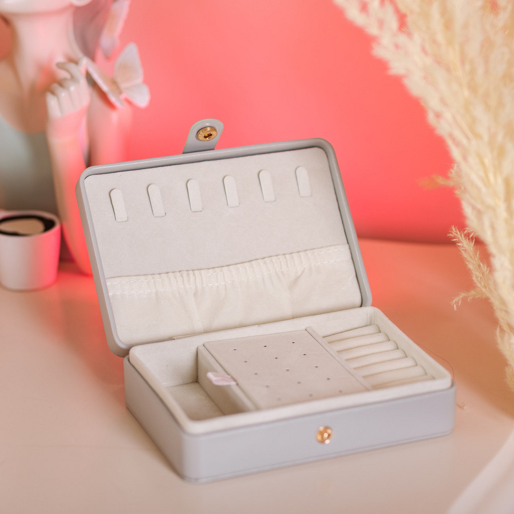 Шкатулка для прикрас з еко-шкіри 16×11 см Київ - фото 5