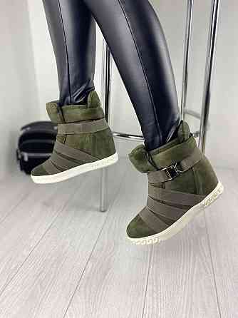 Снікерси жіночі SEASTAR зелені еко-замша 38р. (1103) Коломия