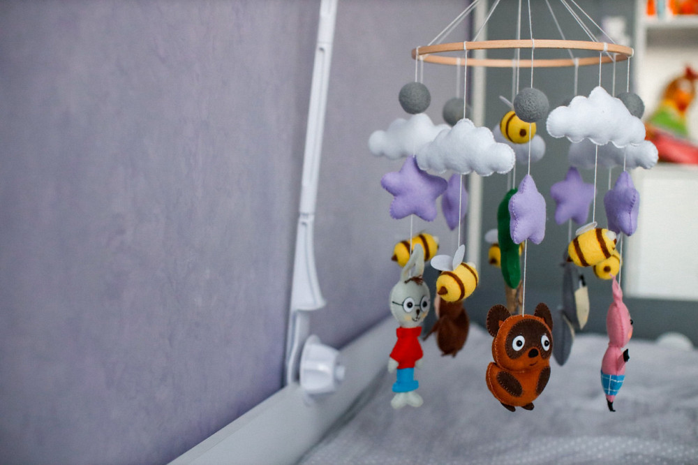 Дитячий музичний мобіль на ліжечко для немовлят WooolyWool «Вінні» з 35 мелодіями Київ - фото 2