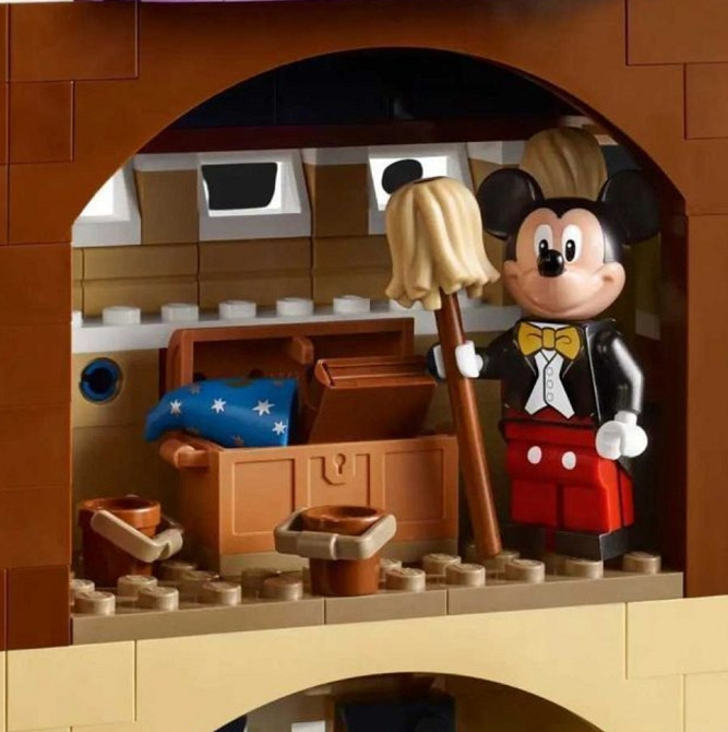 КОЛЬОРОВА КОРОБКА‼️ Замок Disney на 4190 деталей як Лего. Харків - фото 1