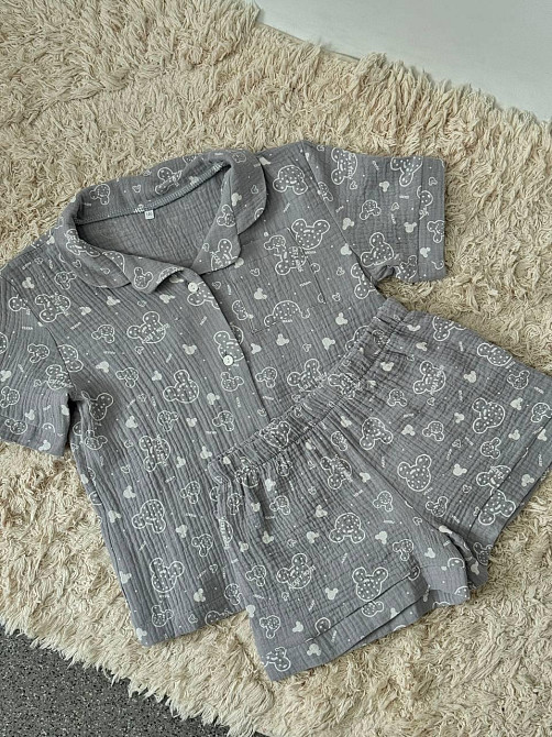 Дитяча піжама з мусліна шорти із сорочкою Сірий Мікі Маус 122-128 Харків - фото 4