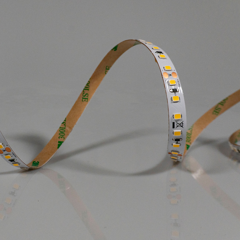 LED-STIL Світлодіодна стрічка 4000K 9,6 Вт/м 2835 120 діодів IP33 24 Вольти 1000 lm Київ - фото 3