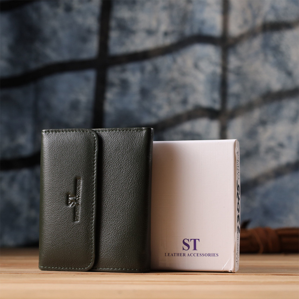 Стильний гаманець середнього розміру із натуральної шкіри ST Leather 23075 Зелений Київ - фото 1