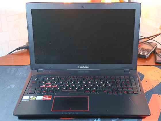 Игровой ноутбук ASUS ROG Strix GL553VE15.6" i5-7300HQ / GTX 1050 / 16 gb / SSD 256 GB + HDD 250 Gb Б\У Киев