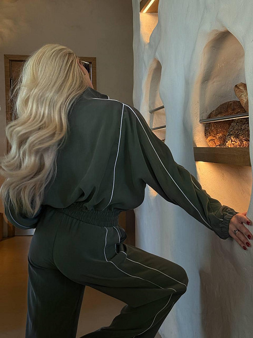 Жіночий стильний костюм двійка: кофта і штани у спортивному стилі купра з оксамитовим напиленням Одеса - фото 8