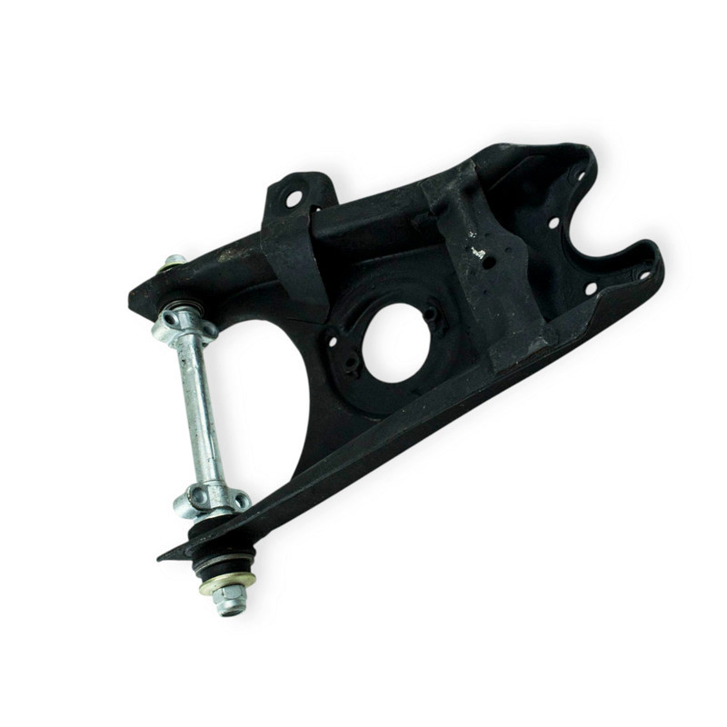 Рычаг нижний правый в сборе (ось 2121) Москвич Мукачево - изображение 1