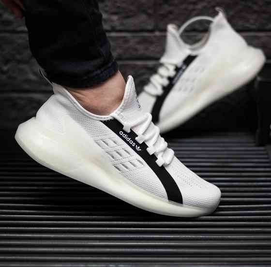 Кросівки Adidas Білі Чоловічі Адідас Ізі Boost Літні Сіточка (розміри: 41,42,43,44,45) Дніпро