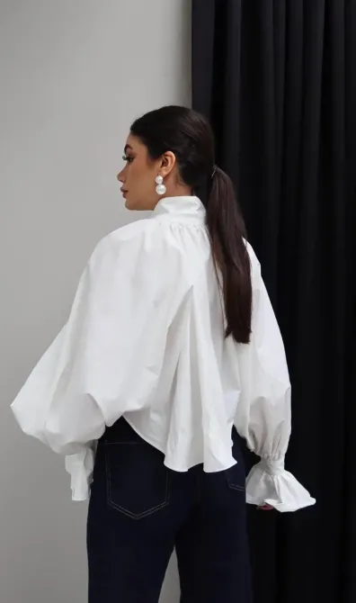 Изысканная блуза с акцентом на деталях Одесса - изображение 3