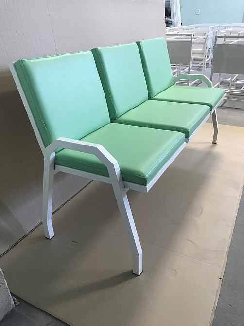 Банкетка медична коридорна зі спинкою АТОН БК-3-СП для медустанов Дніпро - фото 6