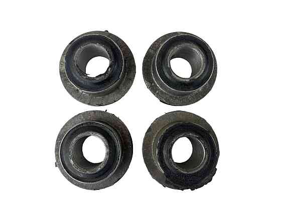 Сайлентблок передньої підвіски 2108-2115, 1117-1119, 2170-2172, 2190 (ромашки) (к-кт 4 шт) ВАЗ важелів Мукачево