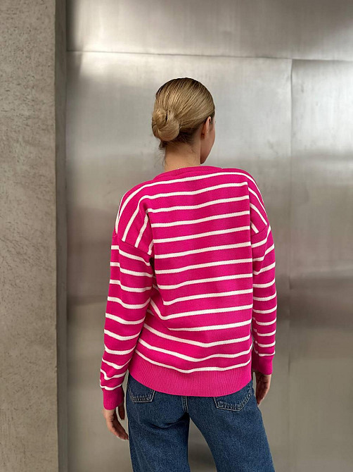 Жіночий базовий смугастий светр оверсайз вовна 70% акрил 30% Малина Одеса - фото 8