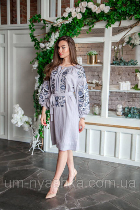 Жіноча вишита сукня на льоні Меланія Кривий Ріг - фото 2