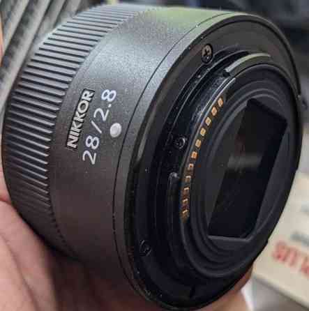 Об'єктив Nikon 28mm f 2.8 Харків