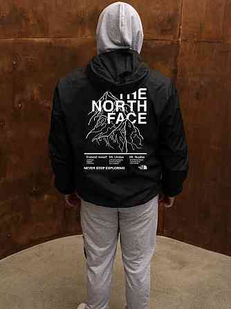 Чоловіча чорна літня куртка The North Face , легка вітровка корного кольору з капюшоном Львів