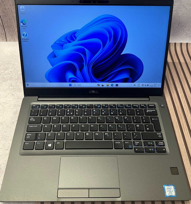 Ноутбук: Dell Latitude 7390. Киев - изображение 2