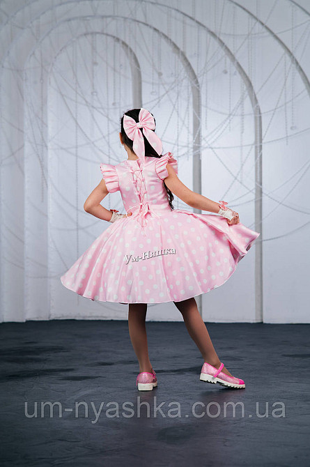 Пышное нарядное платье в ретро стиле 