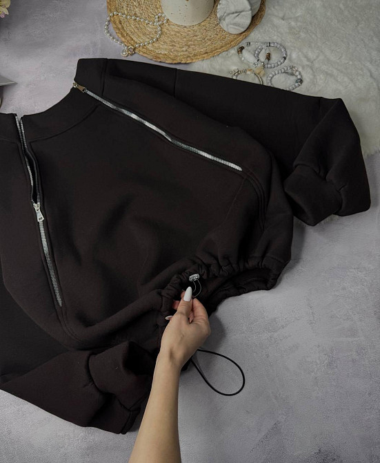 Жіночий стильний теплий об'ємний світшот турецька тринитка на флісі Одеса - фото 6