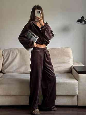 Жіночий стильний повсякденний велюровий костюм велюр плюш Шоколад Одеса