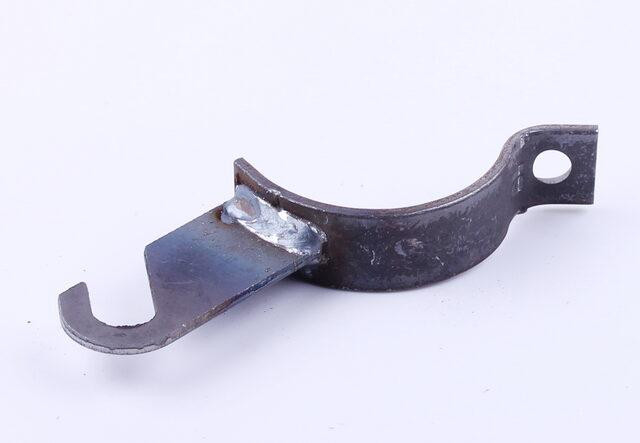 Кронштейн чехла приводного переднего вала ДонгФенг 240/244 Мукачево - изображение 1