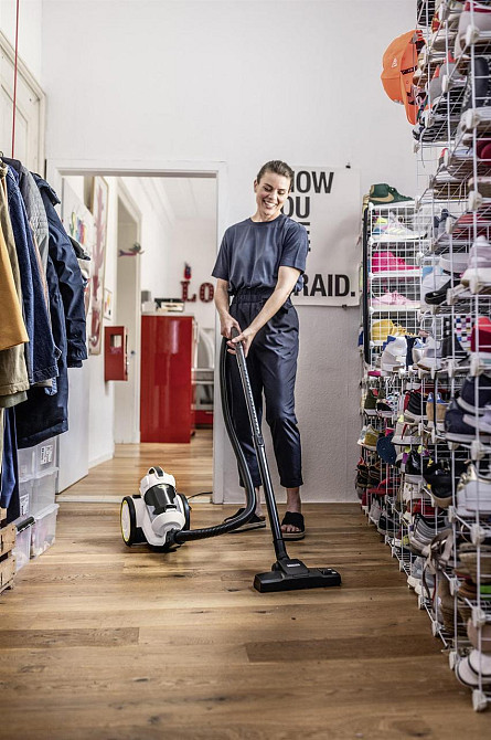 Пилосос Karcher VC 3 Plus (1.198-060.0) ( білий, чорний ) Харьков - изображение 7