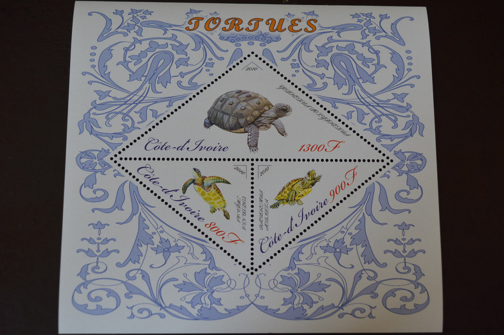 Марки. Фауна. Блок. 2010 рік (А-31) Полтава - изображение 1