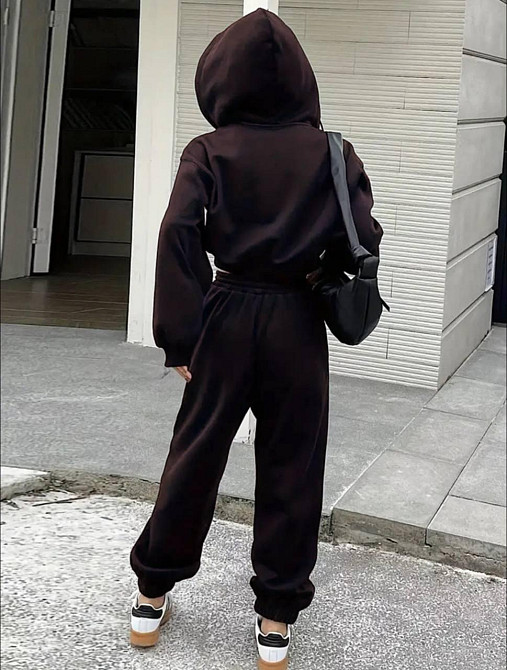 Жіночий теплий базовий костюм-двійка: соп худі+джогера тринитка на флісі Шоколад Одеса - фото 3