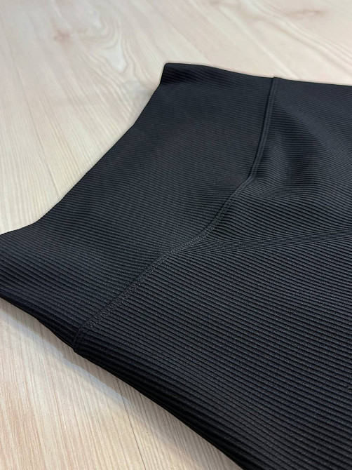 Шорты женские Kenalin 500-9 велосипедки в рубчик с карманом и надписью сзади черные, черный, 2XL Киев - изображение 4