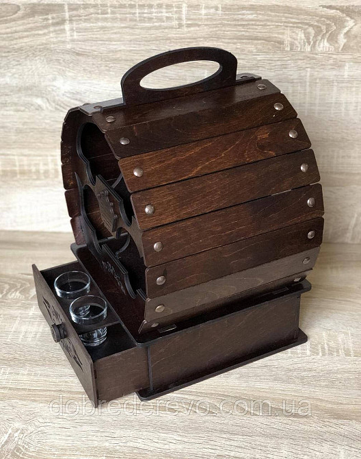 Мини бар (с заклепками) 