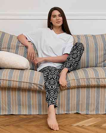 Жіночі піжамні штани — чорні в геометричний візерунок Nicoletta 1134Ш XL Київ