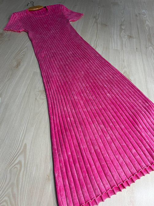 Сукня жіноча Fashion 3042 довга трапеція трикотажна в рубчик, рожевий, one size Київ - фото 2