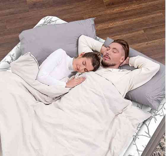Надувная двухместная кровать Bestway со встроенным электронасосом 203 х 152 х 56 см. Киев