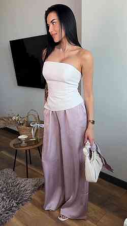 Женский стильный повседневный костюм тройка дабл шелк жатый Пудровый Одесса